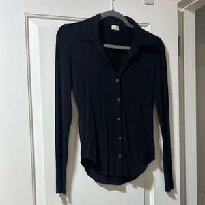 Wilfred Classic Black Button-Down Shirt